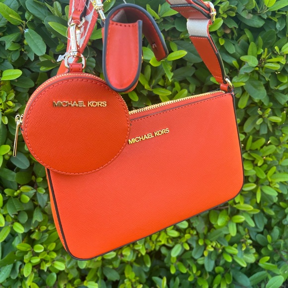 Michael Kors Red Clay Crossbody with Tech Attachment - Picture 4 of 10